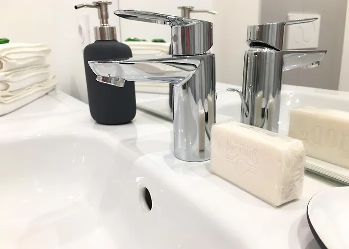 Lockia Appart-hotels Automatiques - Centre 3*