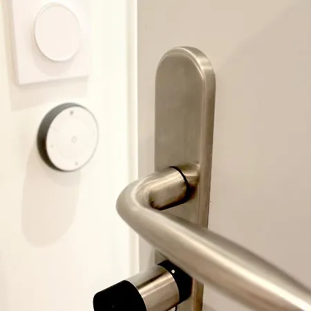 מלון דירות Lockia Appart-hotels Automatiques - Centre נאנט